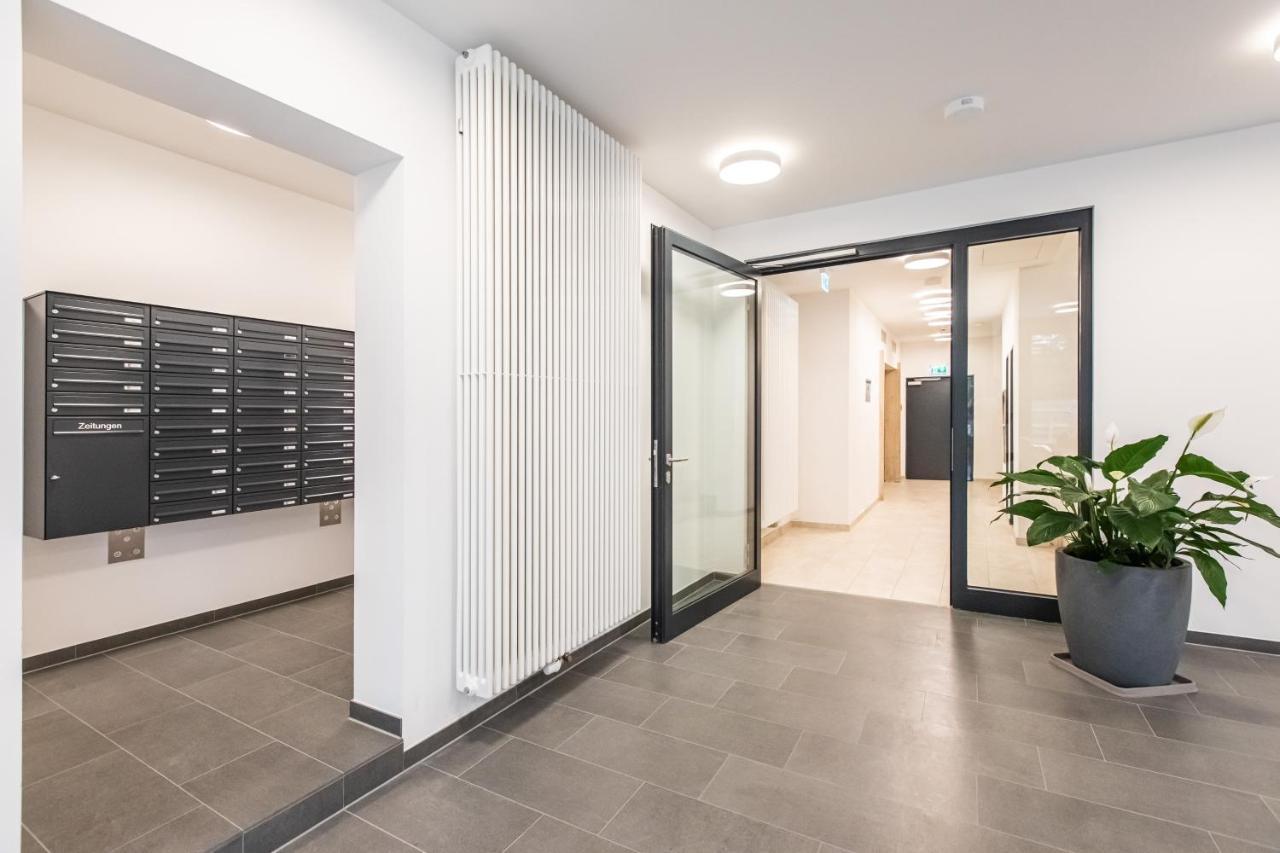 Modern Studio And Good Located Appartement Frankfurt am Main Buitenkant foto